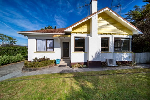 7 Price Street, Westown, New Plymouth