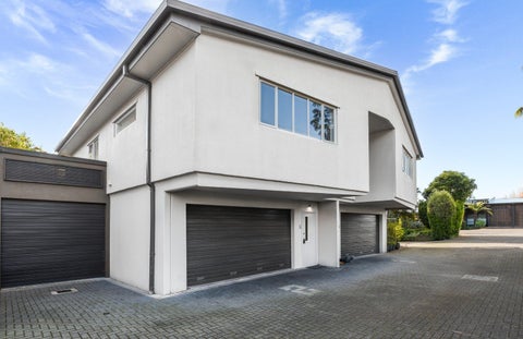 2/15 Tarawera Road, Lynmore, Rotorua