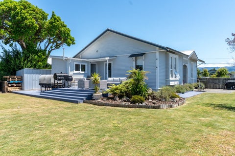9 Garrison Street, Carterton