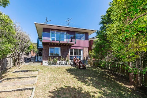 90B Thurleigh Grove, Karori, Wellington