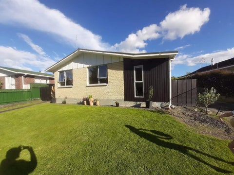 77 Pasadena Crescent, Totara Park, Upper Hutt
