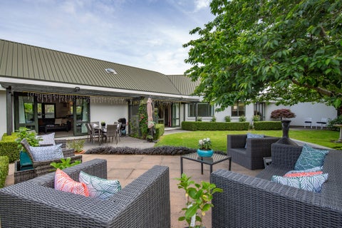 8 Quantock Place, Burwood, Christchurch