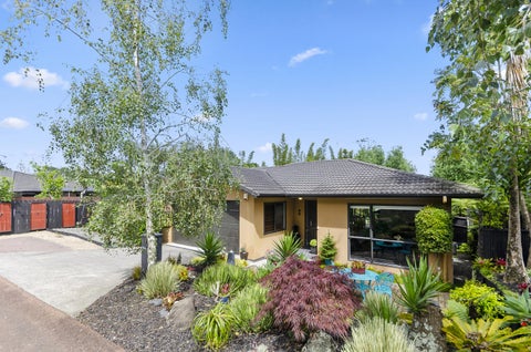 60 View Ridge Drive, Ranui, Auckland