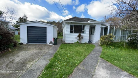 25 Wood Street, Wainuiomata, Lower Hutt