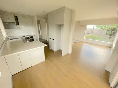2/23 Esmonde Road, Takapuna, Auckland