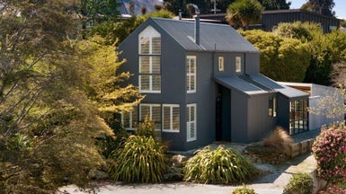 7 Holly Court, Kelvin Heights, Queenstown