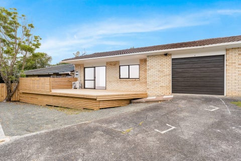 3/30 Trojan Crescent, New Lynn, Auckland