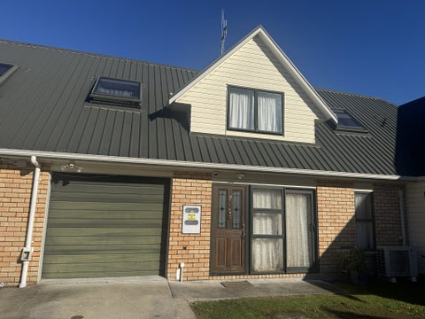 10B Jones Crescent, Melville, Hamilton