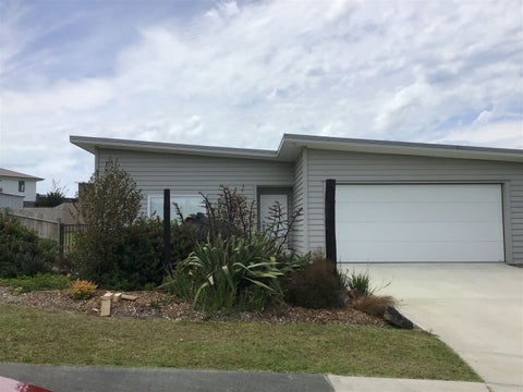 14 Weka Street, Mangawhai