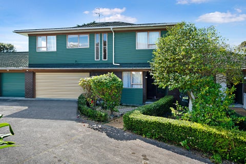 2/1544 Dominion Road Extension, Mount Roskill, Auckland