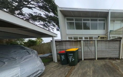 9/3 Picton Street, Howick, Auckland
