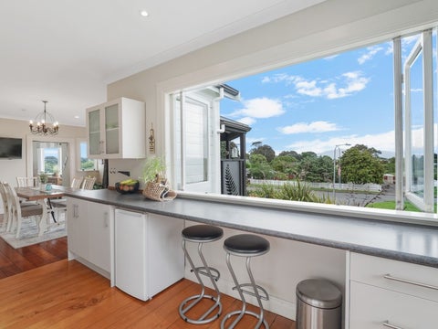 2 Lambert Way, Paraparaumu