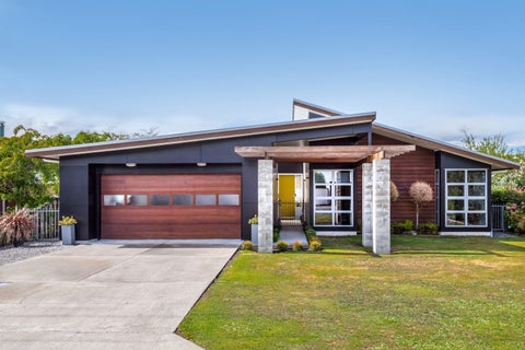 37 Reading Street, Greytown