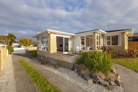 26 Callender Terrace, Paraparaumu Beach, Paraparaumu