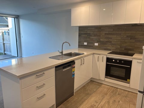 21 Tireti Road, Titahi Bay, Porirua