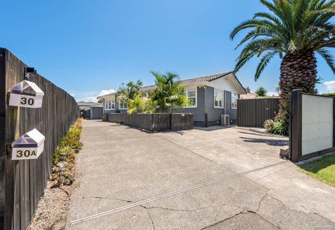 30 Convair Crescent, Mangere, Auckland