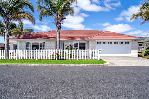 27 Edward Avenue, Orewa, Orewa