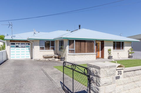 32 Richmond Road, Carterton