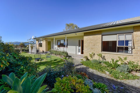2 Lewis Street, Gore, Gore