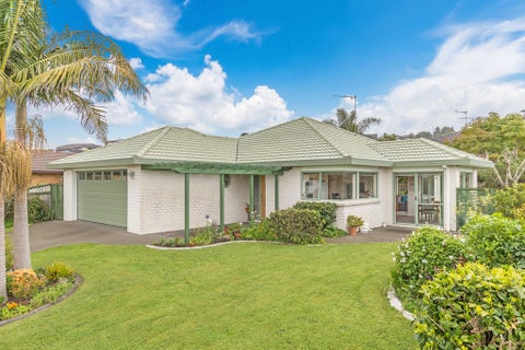 104 Lakeside Drive, Orewa, Orewa