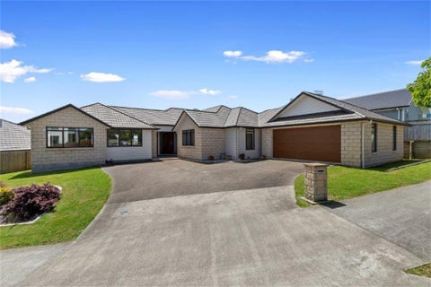 3 Longbow Terrace, Flagstaff, Hamilton
