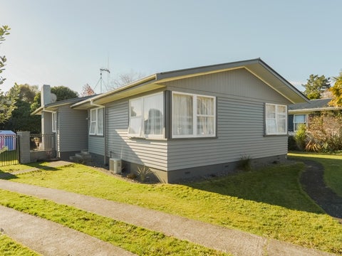 11 Sacha Place, Glenview, Hamilton