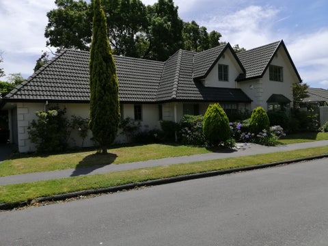 2C Chislehurst Place, Bryndwr, Christchurch