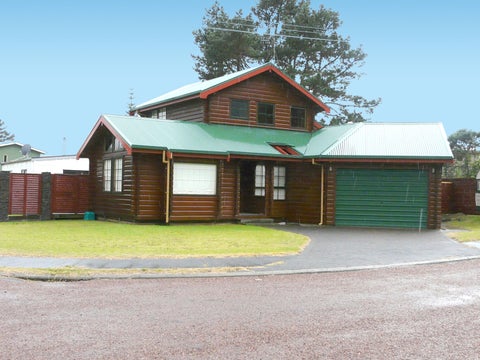 3 Mount Avenue, Pauanui