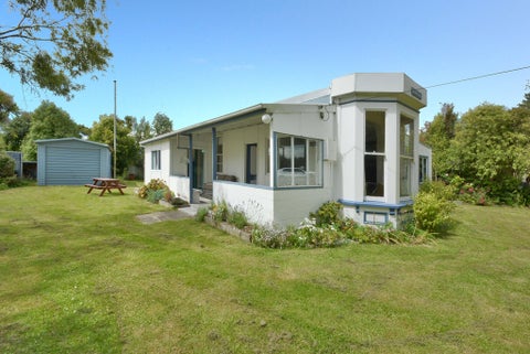 15 Moana Street, Aramoana, Port Chalmers