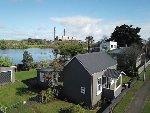 218 Great South Road, Huntly, Huntly