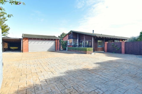 20C Applewood Place, Casebrook, Christchurch