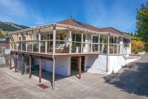 17 Surrey Road, Richmond