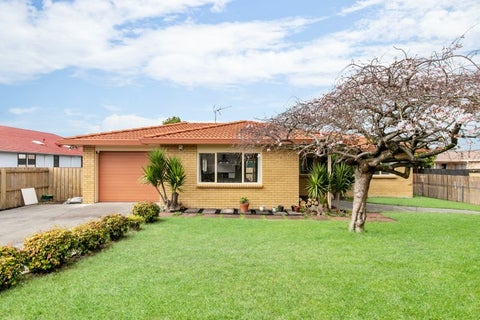 99 Settlement Road, Papakura, Papakura