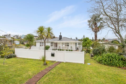14 Pohutukawa Avenue, Red Beach, Red Beach