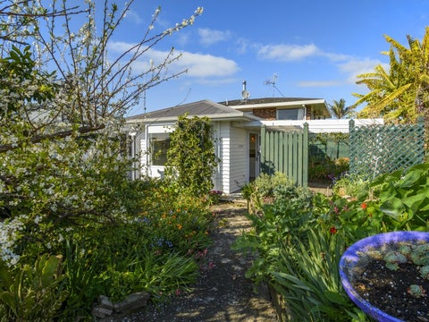 1 Roderick Street, Otumoetai, Tauranga