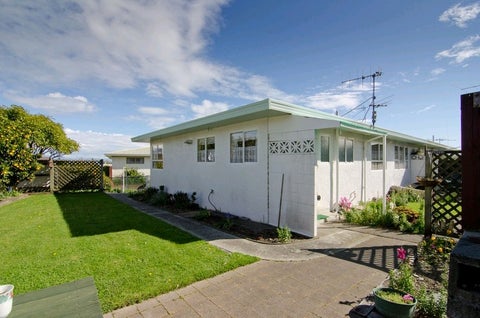 2/7 Newall Avenue, Stoke, Nelson
