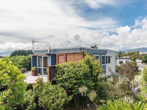 79 Ocean Road, Paraparaumu Beach, Paraparaumu