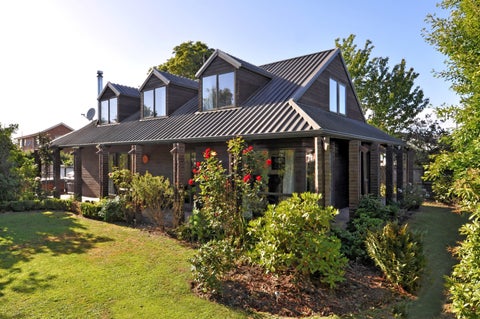35A Winters Road, Redwood, Christchurch