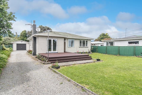 6 Arawhata Road, Paraparaumu