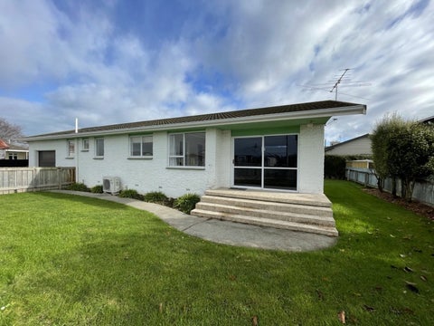 108 MacKenzie Street, Winton, Winton