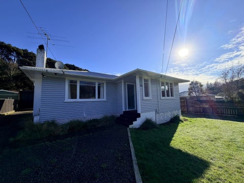 10 Pinehaven Road, Pinehaven, Upper Hutt