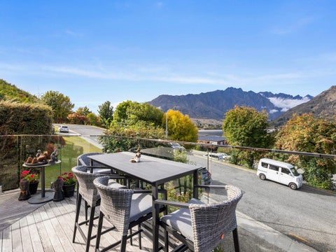 5 Marina Drive, Frankton, Queenstown