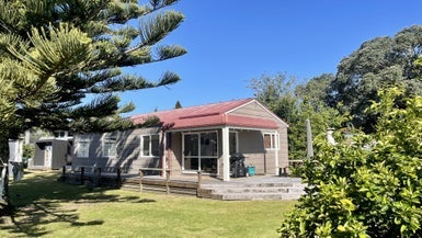 38 Hardy Place, Cooks Beach, Whitianga