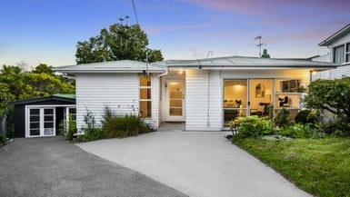 15 Poto Street, Te Atatu South, Auckland