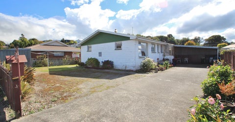 2/11 Brown Street, Gore, Gore