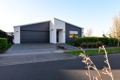 43 Capper Crescent, Chartwell, Hamilton