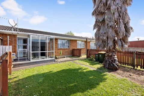 4/10 Margaret Road, Papatoetoe, Auckland