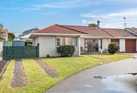 2/27A Scott Road, Papakura, Papakura