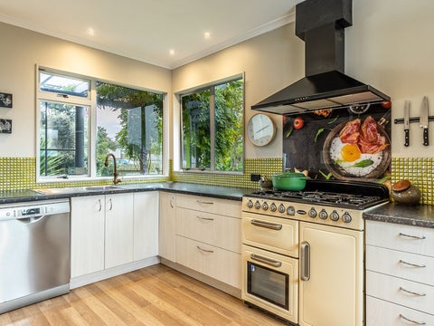 98A Arawhata Road, Paraparaumu