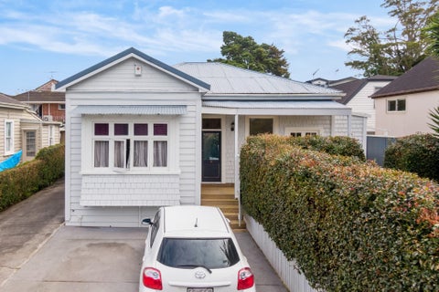 2/175 Great South Road, Greenlane, Auckland